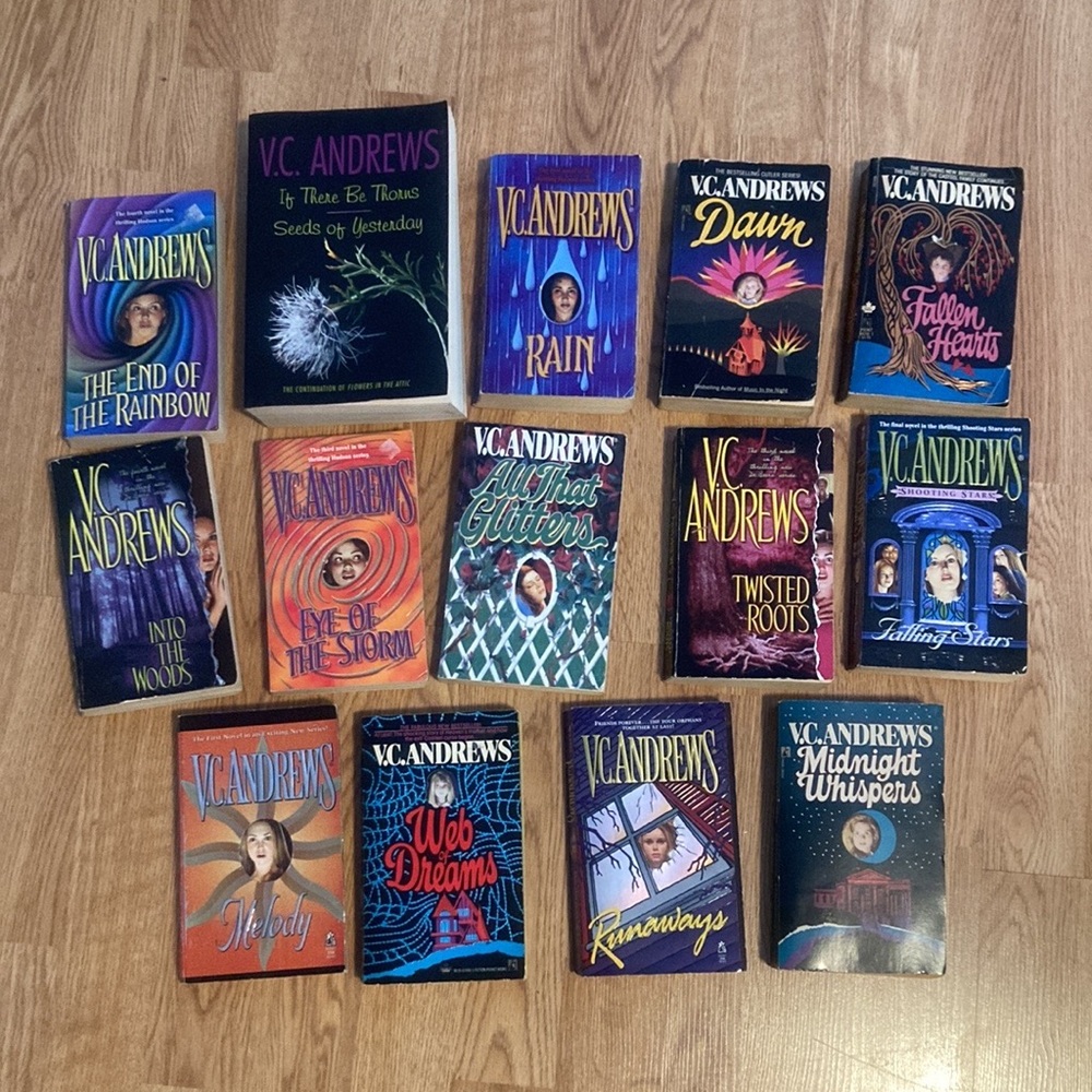 V.C. Andrews 14 Book Collection - Multicolor Covers